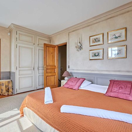 Luxurious 4 Bedroom Duplex, 200M From Place Morny Deauville Luaran gambar