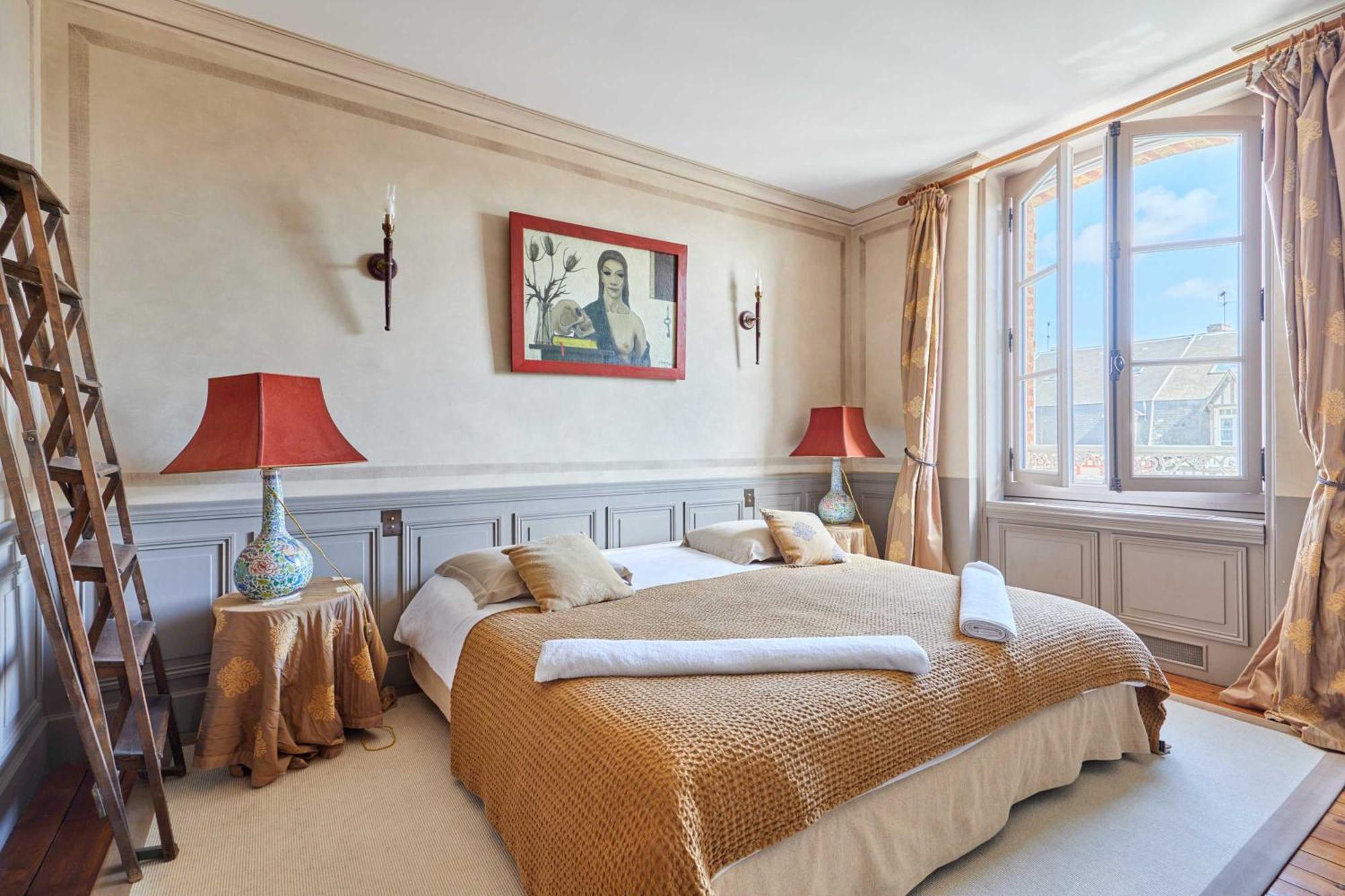 Luxurious 4 Bedroom Duplex, 200M From Place Morny Deauville Luaran gambar